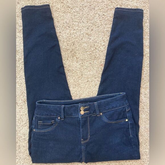 D. Jeans super stretchy almost jeggings w/ zip fly and hardwear like Jeans - Picture 2 of 8